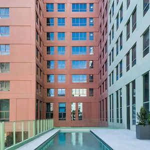 Aparto Cristobal De Moura Hall Of - Only For Students In Apartamento Barcelona